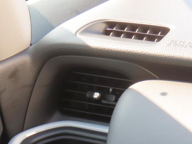 フィット ホーム　認定中古車　電子制御パーキングブレーキ　純正ナビ　バックカメラ　ＥＴＣ　ドライブレコーダー　クルーズコントロール　イモビライザー　ＣＤ再生　ＵＳＢ接続　Ｂｌｕｅｔｏｏｔｈ対応　レンタカーアップ（30枚目）