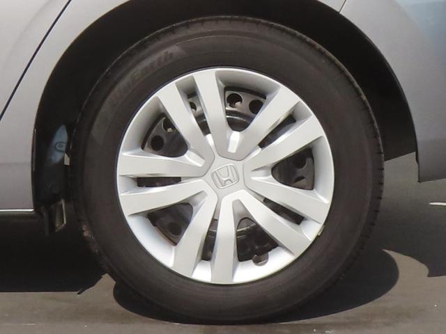 フィット ホーム　認定中古車　電子制御パーキングブレーキ　純正ナビ　バックカメラ　ＥＴＣ　ドライブレコーダー　クルーズコントロール　イモビライザー　ＣＤ再生　ＵＳＢ接続　Ｂｌｕｅｔｏｏｔｈ対応　レンタカーアップ（49枚目）