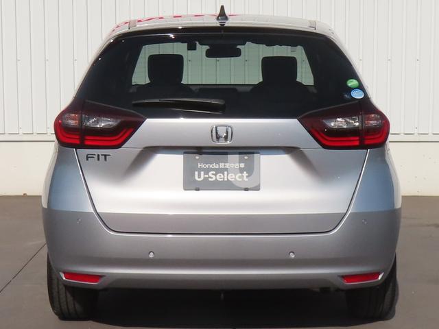 フィット ホーム　認定中古車　電子制御パーキングブレーキ　純正ナビ　バックカメラ　ＥＴＣ　ドライブレコーダー　クルーズコントロール　イモビライザー　ＣＤ再生　ＵＳＢ接続　Ｂｌｕｅｔｏｏｔｈ対応　レンタカーアップ（57枚目）