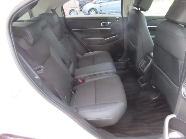 ヴェゼル ｅ：ＨＥＶＺ　認定中古車ブラインドスポットモニター電子制御パーキングブレーキホンダコネクト対応ナビシートヒーターバックカメラＥＴＣ前後ドライブレコーダー電動リアゲートＵＳＢＢｌｕｅｔｏｏｔｈ対応（18枚目）