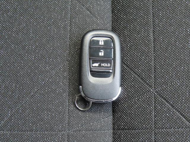 ヴェゼル ｅ：ＨＥＶＺ　認定中古車ブラインドスポットモニター電子制御パーキングブレーキホンダコネクト対応ナビシートヒーターバックカメラＥＴＣ前後ドライブレコーダー電動リアゲートＵＳＢＢｌｕｅｔｏｏｔｈ対応（56枚目）