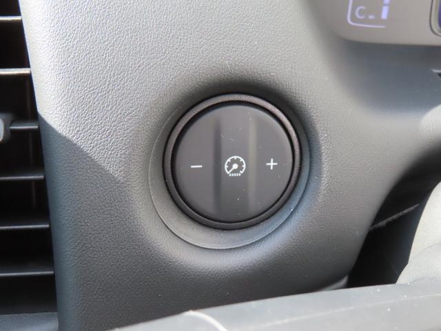 フィット ホーム　レンタカーアップ　電子制御パーキングブレーキ　バックカメラ　純正ナビ　ドライブレコーダー　ＥＴＣ　障害物センサー　クルーズコントロール　イモビライザー　ＣＤ　ＵＳＢ　Ｂｌｕｅｔｏｏｔｈ対応（35枚目）