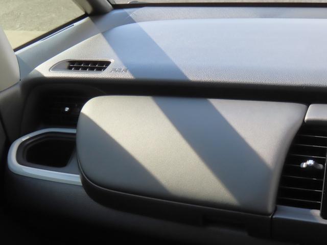 フィット ホーム　レンタカーアップ　電子制御パーキングブレーキ　バックカメラ　純正ナビ　ドライブレコーダー　ＥＴＣ　障害物センサー　クルーズコントロール　イモビライザー　ＣＤ　ＵＳＢ　Ｂｌｕｅｔｏｏｔｈ対応（37枚目）