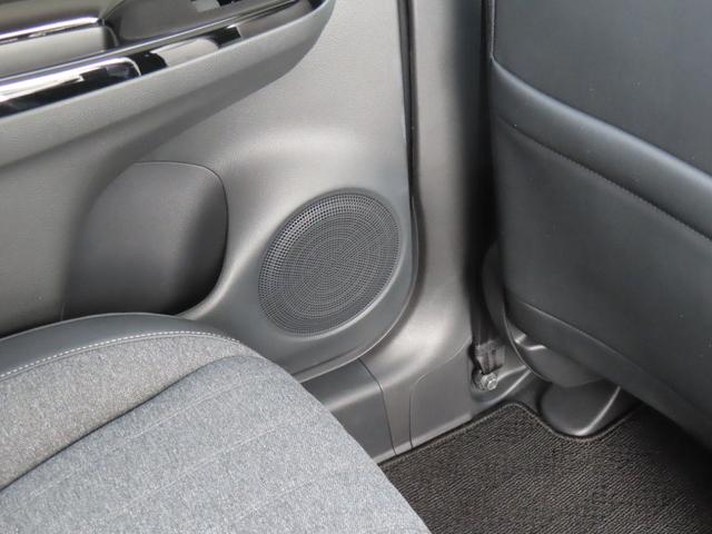 フィット ホーム　レンタカーアップ　電子制御パーキングブレーキ　バックカメラ　純正ナビ　ドライブレコーダー　ＥＴＣ　障害物センサー　クルーズコントロール　イモビライザー　ＣＤ　ＵＳＢ　Ｂｌｕｅｔｏｏｔｈ対応（46枚目）