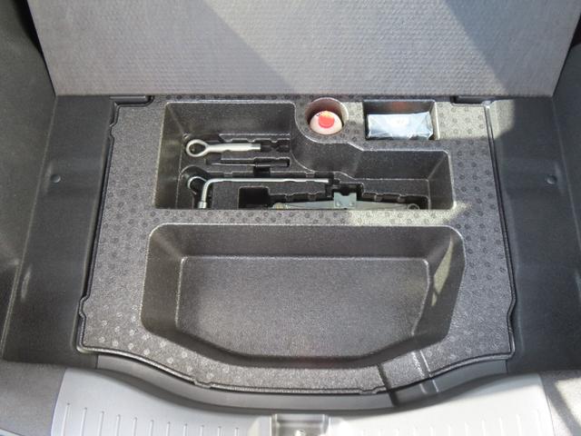 フィット ホーム　レンタカーアップ　電子制御パーキングブレーキ　バックカメラ　純正ナビ　ドライブレコーダー　ＥＴＣ　障害物センサー　クルーズコントロール　イモビライザー　ＣＤ　ＵＳＢ　Ｂｌｕｅｔｏｏｔｈ対応（47枚目）