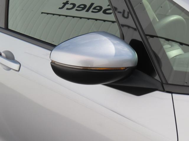 フィット ホーム　レンタカーアップ　電子制御パーキングブレーキ　バックカメラ　純正ナビ　ドライブレコーダー　ＥＴＣ　障害物センサー　クルーズコントロール　イモビライザー　ＣＤ　ＵＳＢ　Ｂｌｕｅｔｏｏｔｈ対応（51枚目）