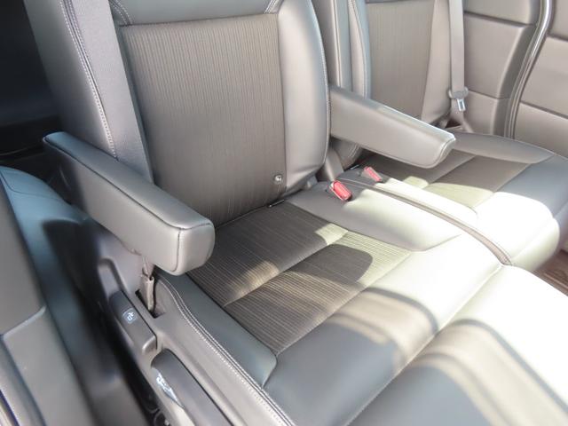 ステップワゴン ｅ：ＨＥＶスパーダ　認定中古車　リア席モニター　電子制御パーキングブレーキ　ブラインドスポットモニター　ホンダコネクト対応ナビ　両側パワースライドドア　シートヒーター　全周囲カメラ　ＥＴＣ　前後ドライブレコーダー（21枚目）