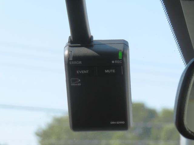 ステップワゴン ｅ：ＨＥＶスパーダ　認定中古車　リア席モニター　電子制御パーキングブレーキ　ブラインドスポットモニター　ホンダコネクト対応ナビ　両側パワースライドドア　シートヒーター　全周囲カメラ　ＥＴＣ　前後ドライブレコーダー（62枚目）