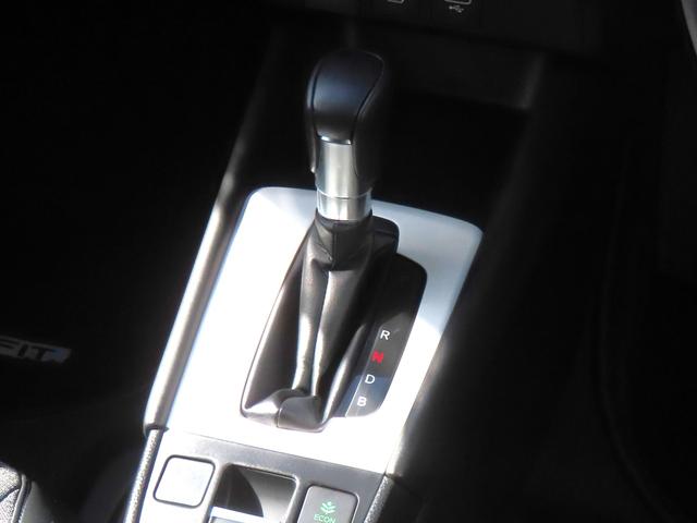 フィット ｅ：ＨＥＶホーム　認定中古車　電子制御パーキングブレーキ　ホンダコネクト対応ナビ　ブラインドスポットモニター　全周囲カメラ　ＥＴＣ　クルーズコントロール　ホンダセンシング　フルセグ　ＵＳＢ接続　Ｂｌｕｅｔｏｏｔｈ対応（28枚目）