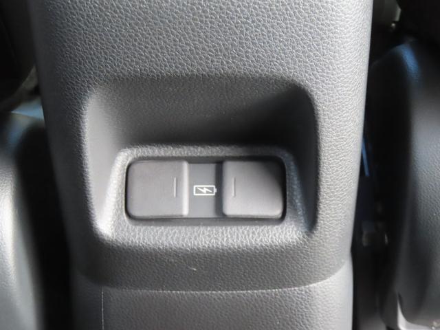 フィット ｅ：ＨＥＶホーム　認定中古車　電子制御パーキングブレーキ　ホンダコネクト対応ナビ　ブラインドスポットモニター　全周囲カメラ　ＥＴＣ　クルーズコントロール　ホンダセンシング　フルセグ　ＵＳＢ接続　Ｂｌｕｅｔｏｏｔｈ対応（36枚目）