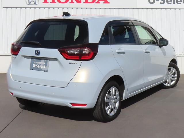フィット ｅ：ＨＥＶホーム　認定中古車　電子制御パーキングブレーキ　ホンダコネクト対応ナビ　ブラインドスポットモニター　全周囲カメラ　ＥＴＣ　クルーズコントロール　ホンダセンシング　フルセグ　ＵＳＢ接続　Ｂｌｕｅｔｏｏｔｈ対応（55枚目）
