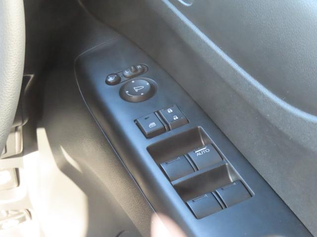 Ｎ－ＢＯＸ ＧターボＳＳパッケージ　認定中古車　両側パワースライドドア　純正ナビ　バックカメラ　ＥＴＣ　イモビライザー　アイドリングストップ　純正アルミホイール　ＡＢＳ　ＶＳＡ　ワンセグ　ＣＤ／ＤＶＤ再生　ＵＳＢ　Ｂｌｕｅｔｏｏｔｈ対応（37枚目）