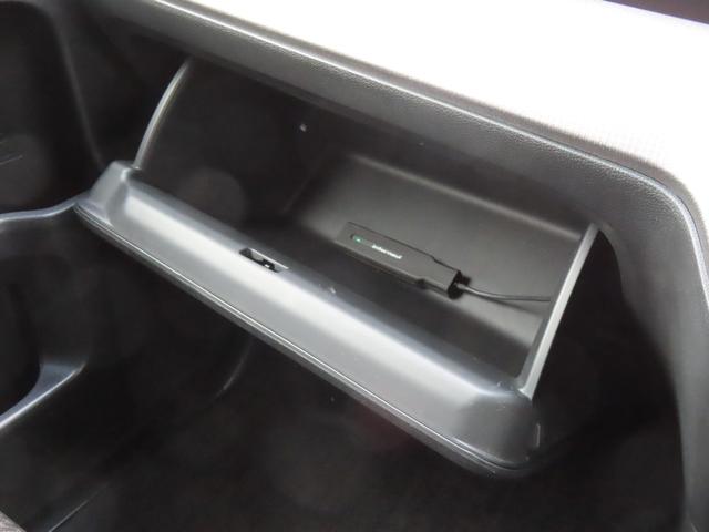 ステップワゴンスパーダ スパーダホンダセンシング車いす仕様車２列目乗車タイプ　認定中古車　スロープ　両側パワースライドドア　１０インチ純正ナビ　バックカメラ　ＥＴＣ　福祉車両　クルーズコントロール　純正アルミホイール　フルセグ　ＣＤ／ＤＶＤ　ＵＳＢ接続　Ｂｌｕｅｔｏｏｔｈ対応（47枚目）