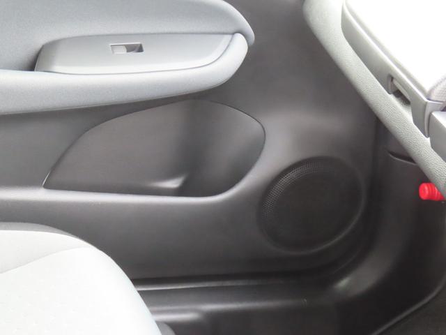 フィット ベーシック　認定中古車　電子制御パーキングブレーキ　純正ナビ　バックカメラ　ＥＴＣ　ドライブレコーダー　クルーズコントロール　ホンダセンシング　障害物センサー　ＣＤ　ＵＳＢ　Ｂｌｕｅｔｏｏｔｈ　レンタカーアップ（42枚目）