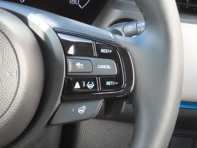 ヴェゼル ｅ：ＨＥＶＺ・ＰＬａＹパッケージ　認定中古車　スタイリングヒーター　サンルーフ　電子制御パーキングブレーキ　ブラインドスポットモニター　ホンダコネクト対応ナビ　シートヒーター　全周囲カメラ　ＥＴＣ　前後ドライブレコーダー（35枚目）