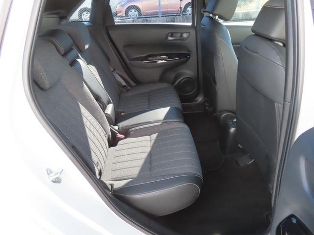 フィット ｅ：ＨＥＶホーム　認定中古車　電子制御パーキングブレーキ　純正ナビ　ＥＴＣ　バックカメラ　ドライブレコーダー　クルーズコントロール　障害物センサー　ＣＤ再生　ＵＳＢ接続　Ｂｌｕｅｔｏｏｔｈ対応　レンタカーアップ（15枚目）