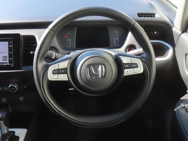 フィット ｅ：ＨＥＶホーム　認定中古車　電子制御パーキングブレーキ　純正ナビ　ＥＴＣ　バックカメラ　ドライブレコーダー　クルーズコントロール　障害物センサー　ＣＤ再生　ＵＳＢ接続　Ｂｌｕｅｔｏｏｔｈ対応　レンタカーアップ（24枚目）