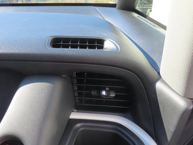 フィット ｅ：ＨＥＶホーム　認定中古車　電子制御パーキングブレーキ　純正ナビ　ＥＴＣ　バックカメラ　ドライブレコーダー　クルーズコントロール　障害物センサー　ＣＤ再生　ＵＳＢ接続　Ｂｌｕｅｔｏｏｔｈ対応　レンタカーアップ（32枚目）