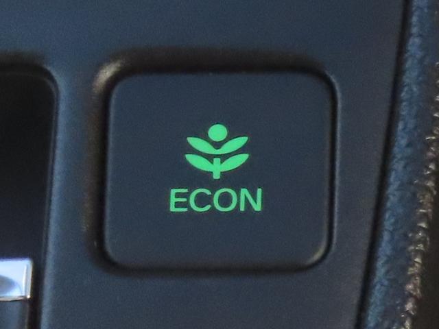 フィット ｅ：ＨＥＶホーム　認定中古車　電子制御パーキングブレーキ　純正ナビ　ＥＴＣ　バックカメラ　ドライブレコーダー　クルーズコントロール　障害物センサー　ＣＤ再生　ＵＳＢ接続　Ｂｌｕｅｔｏｏｔｈ対応　レンタカーアップ（37枚目）