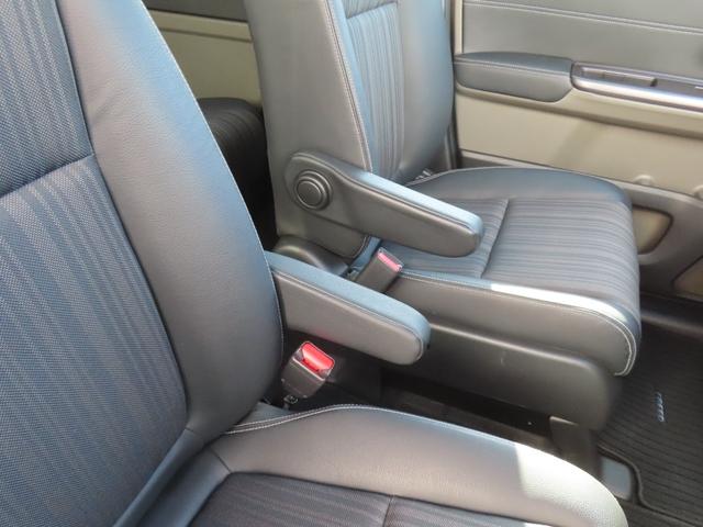 フリード Ｇ・ホンダセンシング　認定中古車　両側パワースライドドア　９インチ純正ナビ　バックカメラ　ＥＴＣ　クルーズコントロール　イモビライザー　ＡＢＳ　ＶＳＡ　純正アルミホイール　フルセグ　ＣＤ／ＤＶＤ再生　Ｂｌｕｅｔｏｏｔｈ対応（14枚目）