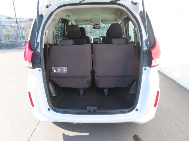 フリード Ｇ・ホンダセンシング　認定中古車　両側パワースライドドア　シートヒーター　純正ナビ　バックカメラ　ＥＴＣ　前後ドライブレコーダー　クルーズコントロール　イモビライザー　フルセグ　ＣＤ／ＤＶＤ再生　ＵＳＢ　Ｂｌｕｅｔｏｏｔｈ（23枚目）