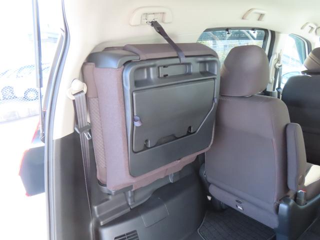 フリード Ｇ・ホンダセンシング　認定中古車　両側パワースライドドア　シートヒーター　純正ナビ　バックカメラ　ＥＴＣ　前後ドライブレコーダー　クルーズコントロール　イモビライザー　フルセグ　ＣＤ／ＤＶＤ再生　ＵＳＢ　Ｂｌｕｅｔｏｏｔｈ（25枚目）