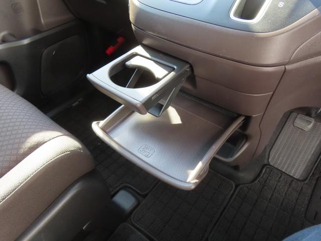 フリード Ｇ・ホンダセンシング　認定中古車　両側パワースライドドア　シートヒーター　純正ナビ　バックカメラ　ＥＴＣ　前後ドライブレコーダー　クルーズコントロール　イモビライザー　フルセグ　ＣＤ／ＤＶＤ再生　ＵＳＢ　Ｂｌｕｅｔｏｏｔｈ（51枚目）