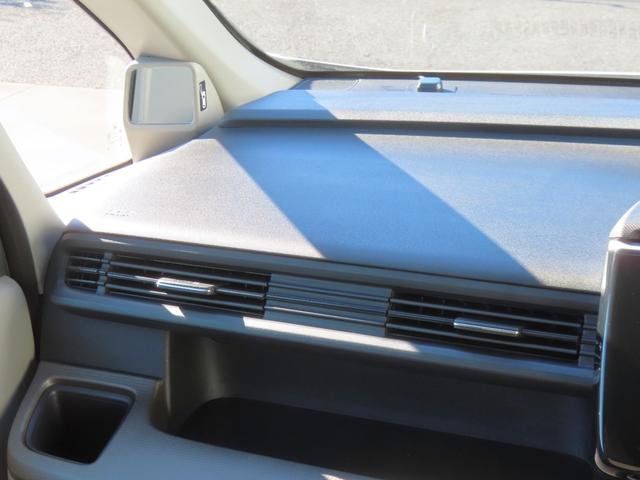 ステップワゴン Ｇ　認定中古車　リア席モニター　両側パワースライドドア　クルーズコントロール　社外ナビ　ＥＴＣ　バックカメラ　イモビライザー　アイドリングストップ　フルセグ　ＣＤ／ＤＶＤ　ＵＳＢ　Ｂｌｕｅｔｏｏｔｈ対応（38枚目）