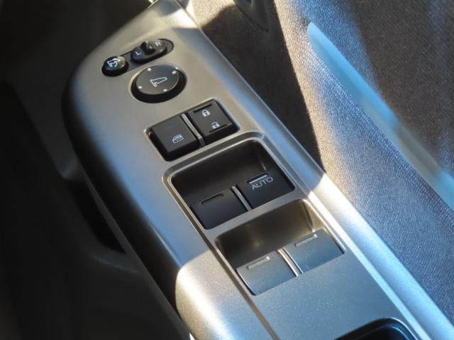 ステップワゴン Ｇ　認定中古車　リア席モニター　両側パワースライドドア　クルーズコントロール　社外ナビ　ＥＴＣ　バックカメラ　イモビライザー　アイドリングストップ　フルセグ　ＣＤ／ＤＶＤ　ＵＳＢ　Ｂｌｕｅｔｏｏｔｈ対応（44枚目）