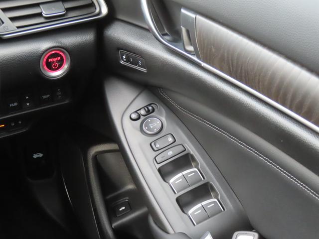 アコード ＥＸ　認定中古車　電子制御パーキング　シートヒーター　クルーズコントロール　純正ナビ　バックカメラ　ドライブレコーダー　ＥＴＣ　電動シート　ＡＢＳ　フルセグ　ＣＤ／ＤＶＤ再生　ＵＳＢ　Ｂｌｕｅｔｏｏｔｈ対応（10枚目）