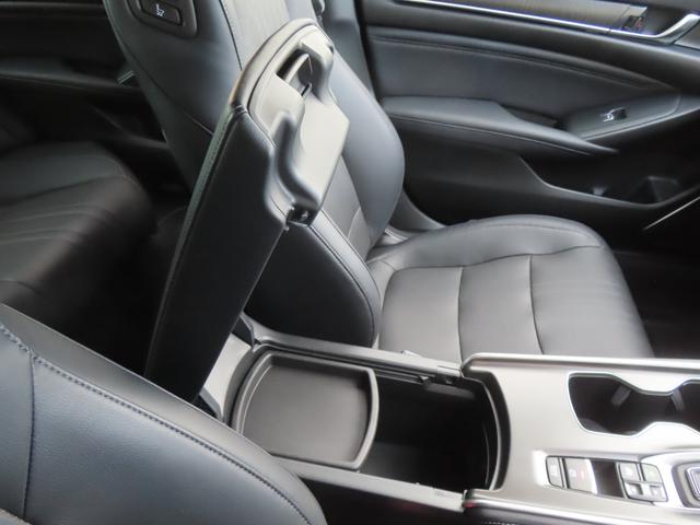 アコード ＥＸ　認定中古車　電子制御パーキング　シートヒーター　クルーズコントロール　純正ナビ　バックカメラ　ドライブレコーダー　ＥＴＣ　電動シート　ＡＢＳ　フルセグ　ＣＤ／ＤＶＤ再生　ＵＳＢ　Ｂｌｕｅｔｏｏｔｈ対応（21枚目）