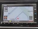 【ホンダ純正ギャザズ・ＶＸＭ－２１５Ｃｉ】ホンダ純正の７インチメモリーナビが装備されています。