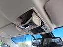 【サングラスボックス】ルーフには格納式のサングラスボックスが配置されています。使いたいときサッと取り出せるので便利です。