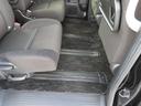 【後部座席のフロアマット】後部座席も純正フロアマット付きです。こちらも大きなスレや傷、汚れなどなくこちらも綺麗な状態です。