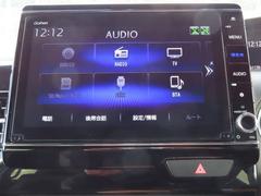 【ホンダ純正ギャザズＶＸＵ−２１７ＮＢｉ】Ｂｌｕｅｔｏｏｔｈ接続に対応しています。その他、ＴＶやＡＭ／ＦＭラジオの視聴・ＣＤやＤＶＤ再生などが可能です。 6