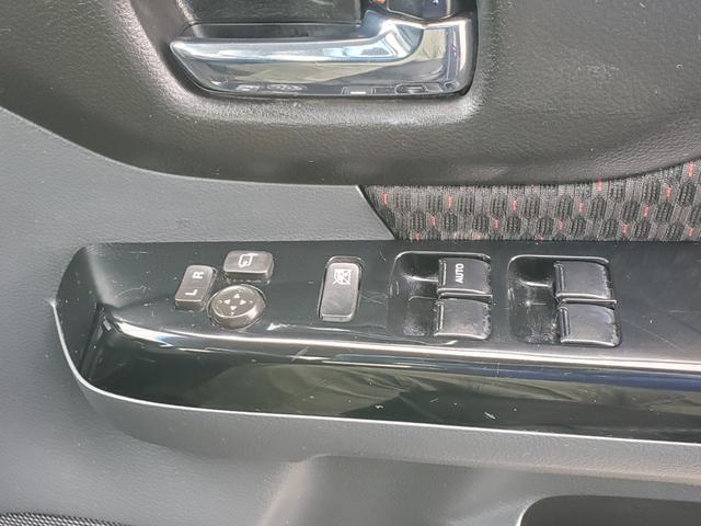 スペーシアカスタム ＧＳ　ナビ　フルセグ　ＣＤ　ＤＶＤ　Ｂｌｕｅｔｏｏｔｈ接続　バックカメラ　左側パワースライドドア　運転席シートヒーター　ＨＩＤヘッドライト　スマートキー（27枚目）