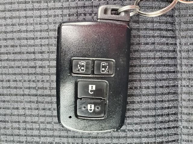 シエンタ Ｇ　純正ナビ　ＣＤ　ＤＶＤＢｌｕｅｔｏｏｔｈ　Ｂｌｕｅｔｏｏｔｈ　フルセグＴＶ　Ｂカメラ　ＥＴＣ　両側パワースライドドア　社外１５インチアルミホイール　プッシュスタート　衝突被害軽減ブレーキ　アイスト（61枚目）
