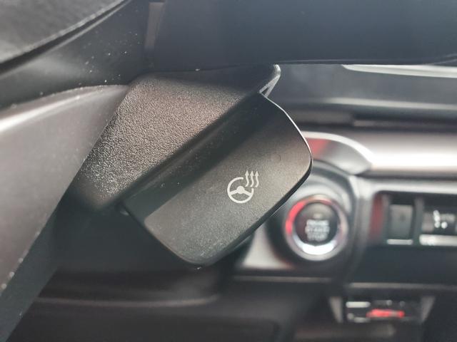 インプレッサ ＳＴ　ナビ　フルセグ　全方位カメラ　ＥＴＣ　Ｂｌｕｅｔｏｏｔｈ　クルーズコントロール　オートライト　シートヒーター　ドラレコ前　純正１７インチアルミホイール（20枚目）