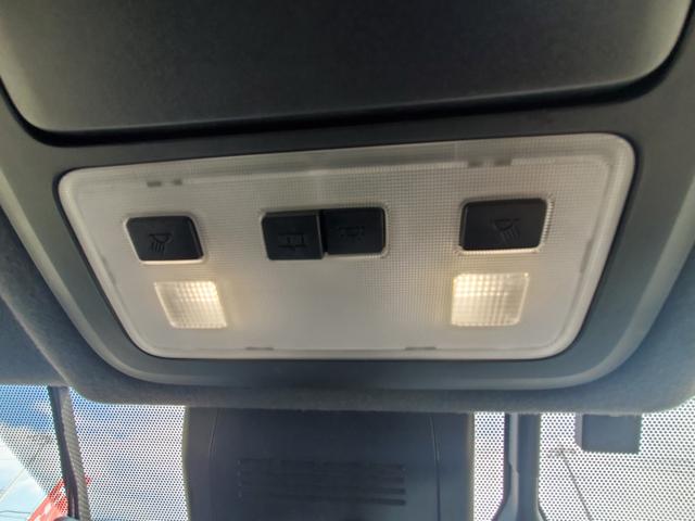ヴォクシー ハイブリッドＺＳ　煌　純正１０インチナビ　フルセグ　ＣＤ　ＤＶＤ　Ｂｌｕｅｔｏｏｔｈ　バックカメラＥＴＣ　両側パワースライドドア　純正１２．８インチフリップダウンモニター　クルーズコントロール　前席シートヒーター　ＬＥＤ（48枚目）
