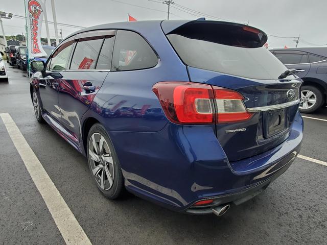 レヴォーグ １．６ＧＴアイサイト　ナビ　フルセグ　バックカメラ　ＥＴＣ　Ｂｌｕｅｔｏｏｔｈ　ＣＤ／ＤＶＤ　クルーズコントロール　アイドリングストップ　ＢＳＭ　パワーシート　オートマチックハイビーム　純正１７インチアルミホイール（9枚目）