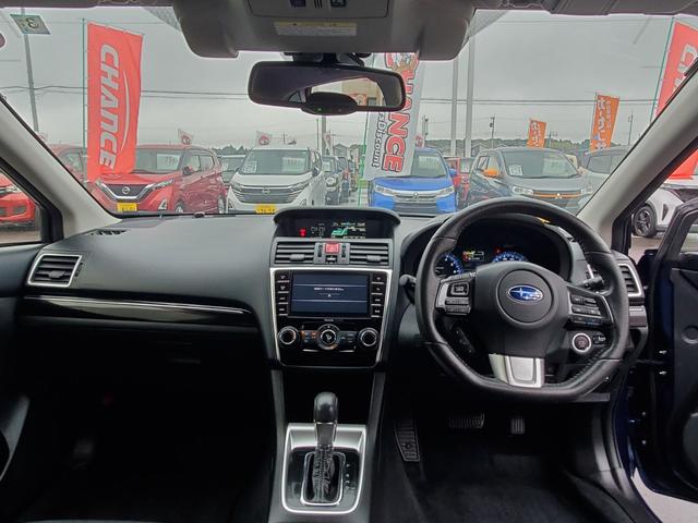 レヴォーグ １．６ＧＴアイサイト　ナビ　フルセグ　バックカメラ　ＥＴＣ　Ｂｌｕｅｔｏｏｔｈ　ＣＤ／ＤＶＤ　クルーズコントロール　アイドリングストップ　ＢＳＭ　パワーシート　オートマチックハイビーム　純正１７インチアルミホイール（15枚目）