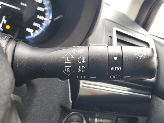 レヴォーグ １．６ＧＴアイサイト　ナビ　フルセグ　バックカメラ　ＥＴＣ　Ｂｌｕｅｔｏｏｔｈ　ＣＤ／ＤＶＤ　クルーズコントロール　アイドリングストップ　ＢＳＭ　パワーシート　オートマチックハイビーム　純正１７インチアルミホイール（25枚目）