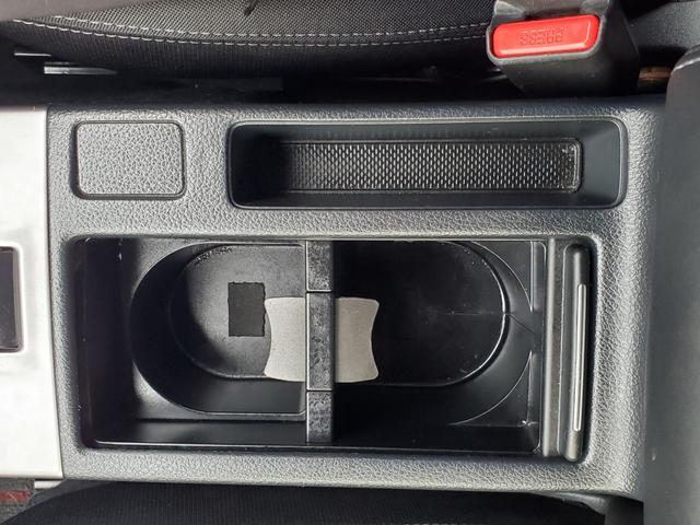 レヴォーグ １．６ＧＴアイサイト　ナビ　フルセグ　バックカメラ　ＥＴＣ　Ｂｌｕｅｔｏｏｔｈ　ＣＤ／ＤＶＤ　クルーズコントロール　アイドリングストップ　ＢＳＭ　パワーシート　オートマチックハイビーム　純正１７インチアルミホイール（36枚目）