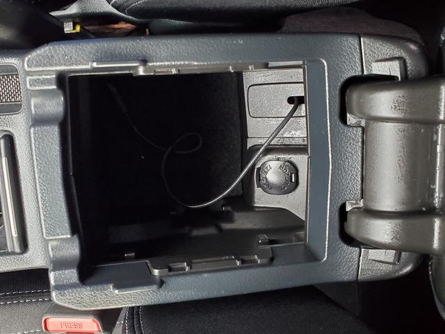 レヴォーグ １．６ＧＴアイサイト　ナビ　フルセグ　バックカメラ　ＥＴＣ　Ｂｌｕｅｔｏｏｔｈ　ＣＤ／ＤＶＤ　クルーズコントロール　アイドリングストップ　ＢＳＭ　パワーシート　オートマチックハイビーム　純正１７インチアルミホイール（37枚目）