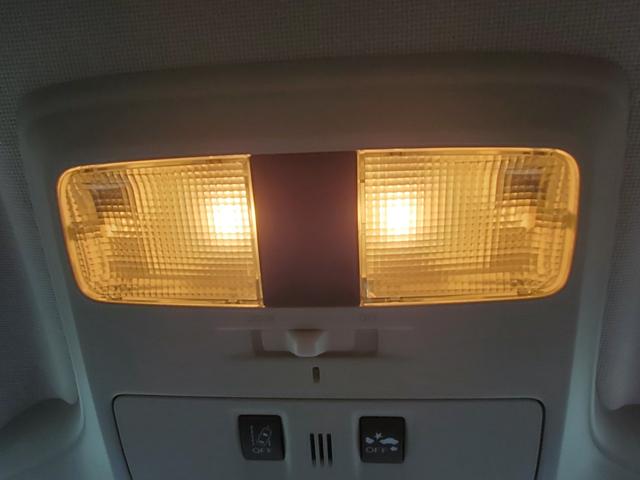 レヴォーグ １．６ＧＴアイサイト　ナビ　フルセグ　バックカメラ　ＥＴＣ　Ｂｌｕｅｔｏｏｔｈ　ＣＤ／ＤＶＤ　クルーズコントロール　アイドリングストップ　ＢＳＭ　パワーシート　オートマチックハイビーム　純正１７インチアルミホイール（39枚目）