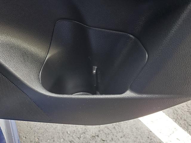 レヴォーグ １．６ＧＴアイサイト　ナビ　フルセグ　バックカメラ　ＥＴＣ　Ｂｌｕｅｔｏｏｔｈ　ＣＤ／ＤＶＤ　クルーズコントロール　アイドリングストップ　ＢＳＭ　パワーシート　オートマチックハイビーム　純正１７インチアルミホイール（44枚目）