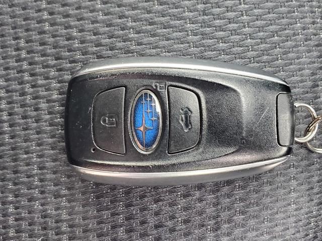 レヴォーグ １．６ＧＴアイサイト　ナビ　フルセグ　バックカメラ　ＥＴＣ　Ｂｌｕｅｔｏｏｔｈ　ＣＤ／ＤＶＤ　クルーズコントロール　アイドリングストップ　ＢＳＭ　パワーシート　オートマチックハイビーム　純正１７インチアルミホイール（61枚目）