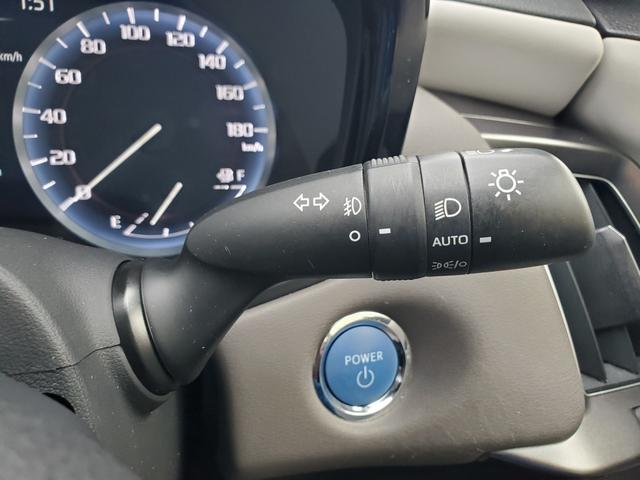 TOYOTA CROWN HYBRID S