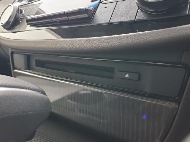 TOYOTA CROWN HYBRID S