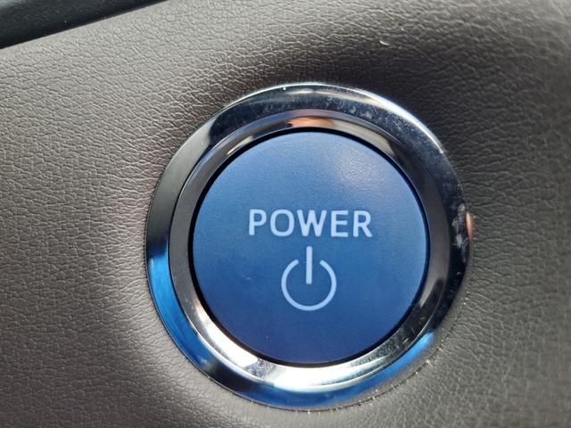 TOYOTA CROWN HYBRID S